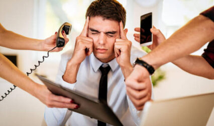 Estrés crónico y productividad: Cómo reconocer sus efectos